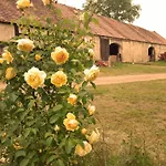 Country Estate * Studniska