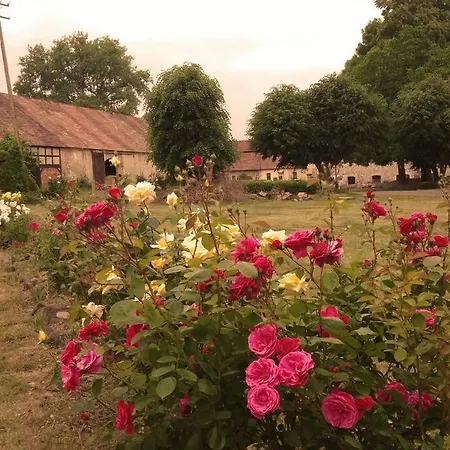Κατάλυμα σε φάρμα Country Estate Studniska