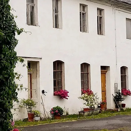 Country Estate בית חווה *