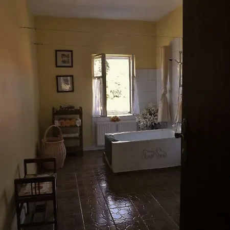 בית חווה Country Estate *